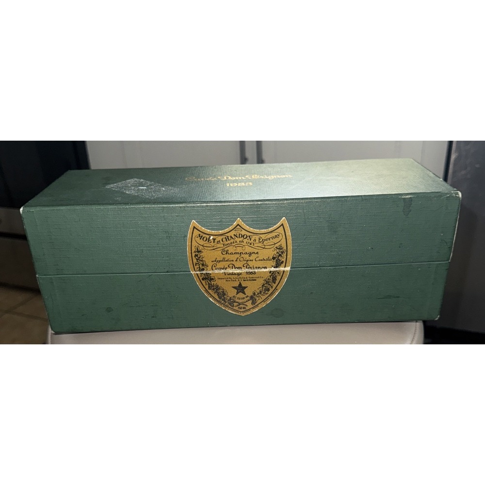 Vintage Cuvee Dom Perignon 1983 Empty Champagne‎ Box W/ Booklet - Picture 2 of 10